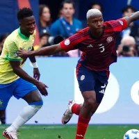 Increíble: Jeyland Mitchell vuelve a convertirse en la pesadilla de Vinicius