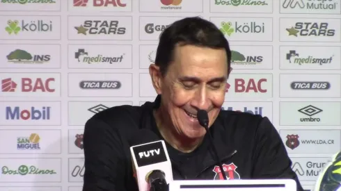 Guimaraes habló sobre el arbitraje.