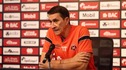 Desde Costa Rica pretenden quitarle a Guimaraes lo más preciado en Alajuelense