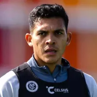 ¿Cuántos títulos ganó Alonso Martínez en su carrera, figura de Costa Rica?