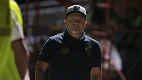 Herediano vuelve a ser perjudicado ante Alajuelense