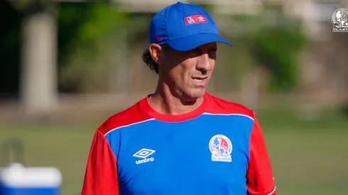 Pedro Troglio se pone serio y da una condición para seguir en Olimpia