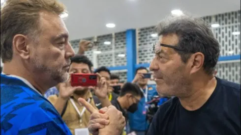 Periodista de El Salvador manda a callar a Hugo Pérez tras sus críticas al futbol de El Salvador