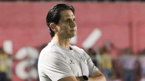 Los errores de Ronald González que provocan molestia en la afición de Comunicaciones