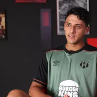 Tiene 19 años, se escapó de Irán por el servicio militar y llegó a Alajuelense: "Estoy siguiendo mis sueños"