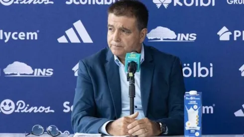 Campeón en Concacaf, dirigió un Mundial y se postula para Costa Rica