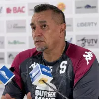 "Es sentarse y firmar": Saprissa le cumple a José Giacone uno de sus principales deseos para 2025