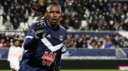 No es de Europa: Alberth Elis podría jugar en este histórico club tras un año sin jugar