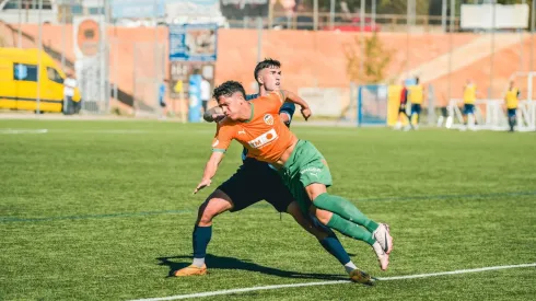 Preocupación extrema por Warren Madrigal en Valencia: "Tiene la rodilla afectada"