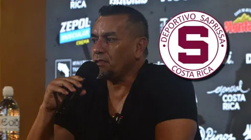 Giacone hace limpieza en Saprissa.