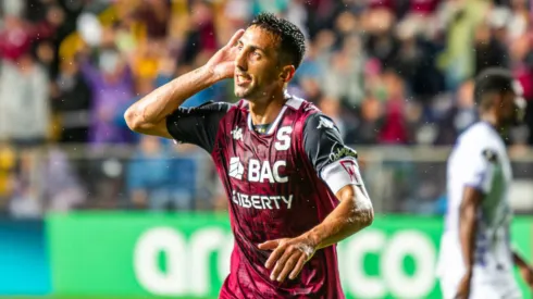 Decisión tomada: Mariano Torres regresa a Costa Rica para comunicarle su futuro a Saprissa.