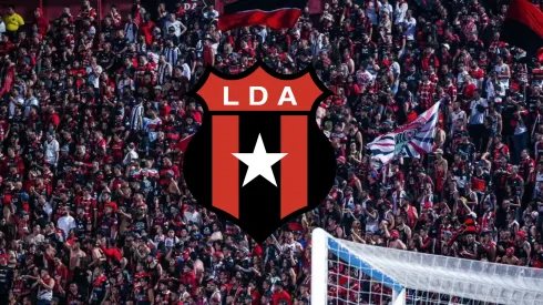 Alajuelense reacciona ante las protestas de su afición.
