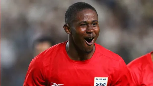 El delantero panameño se estrenó con los Canaleros.