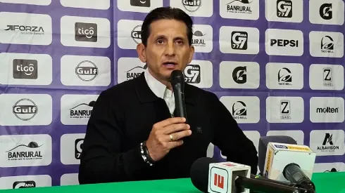 Ronald González lanza fuerte crítica a la Federación de Futbol de Guatemala
