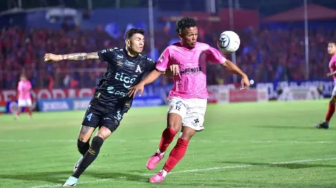 "Nos falta la calidad ": gigante de El Salvador se encuentra en problemas