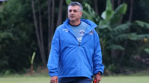 Insólito: Diego Vázquez volvió a ser suspendido y se pierde más juegos de Motagua