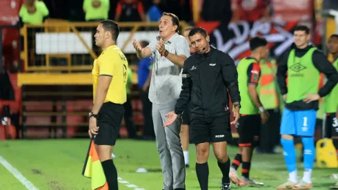 Alajuelense ya le saca ventaja a Saprissa antes del Clásico