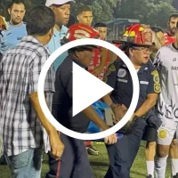 Angustia y dramatismo en Guatemala: futbolista tico queda inconsciente tras un pelotazo y debe ser hospitalizado