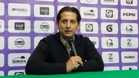 Ronald González y Comunicaciones reciben la noticia que tanto esperaban