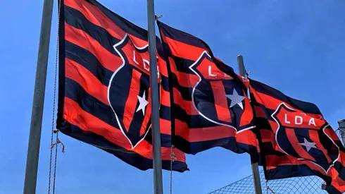 Alajuelense no la vio venir: ídolo rojinegro queda en medio de una estafa contra el club