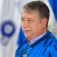 Nadie lo vio venir: Bolillo Gómez atraviesa una incómoda situación en El Salvador