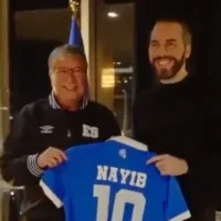 Nayib Bukele se lo dijo cara a cara: Bolillo Gómez recibe un inesperado mensaje camino al Mundial