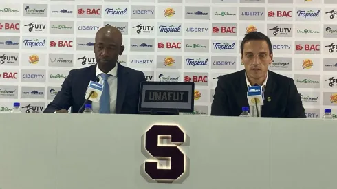 Leyenda de Saprissa incendia a Gila, le pega a Giacone y Wanchope