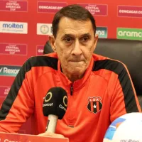 “Estoy muy defraudado”: la frase que golpea fuerte a Guimaraes y deja en aprietos a una figura de Alajuelense