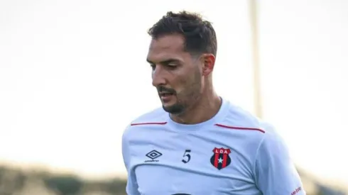 La decisión de Alajuelense con Celso Borges en medio de la denuncia