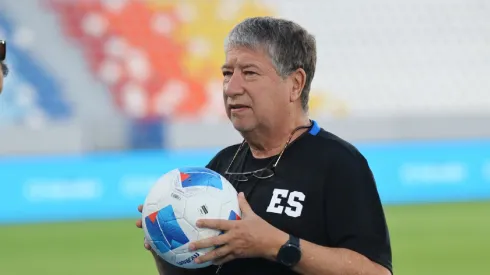 Legionario de El Salvador fue autocrítico con el debut de El Bolillo Gómez