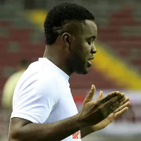 Escándalo en Alajuelense: Matarrita destroza a Joel Campbell y lo trata de acabado