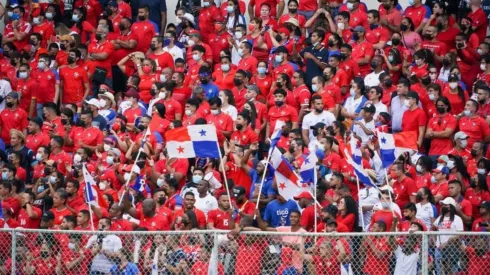 Firma histórica: promesa de Panamá ficha por un gigante de Europa con solo 15 años.