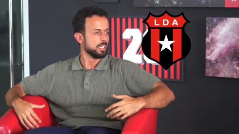 Señalan al reemplazo de Javier Santamaría.