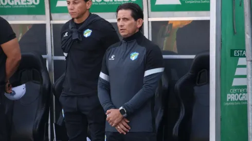 Ronald González con un inconveniente inesperado en Comunicaciones