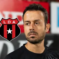 “Es el próximo”: Javier Santamaría confirma la noticia que provoca una salida en Alajuelense