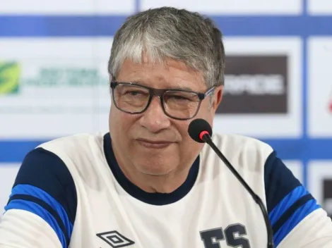 Bolillo Gómez recibe la noticia de una importante baja