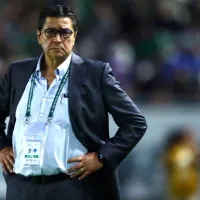 Luis Fernando Tena la sufre: Guatemala recibe una pésima noticia antes de la Copa Oro
