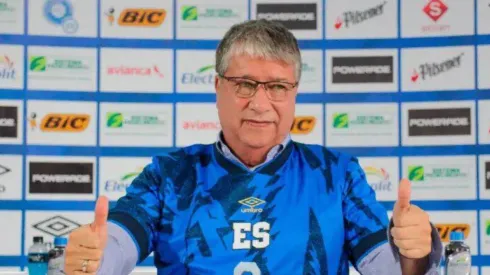 El Bolillo Gómez celebra la consolidación de un legionario en Europa