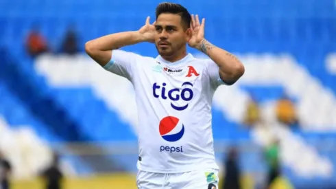 ¡Sorpresa! Equipo quiere sacar del retiro a Rodolfo Fito Zelaya