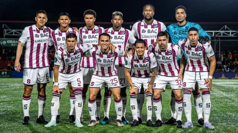 Figura de Saprissa expone una grieta que divide al camerino morado