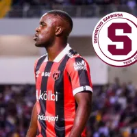No se vio en TV: el gesto de Joel Campbell con la afición de Saprissa que Alajuelense no se esperaba