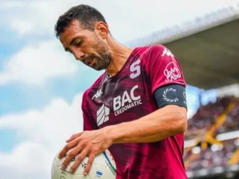 "Te estamos esperando": Mariano Torres confirma el regreso que Saprissa tanto desea