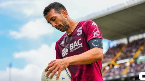 "Te estamos esperando": Mariano Torres confirma el regreso que Saprissa tanto desea