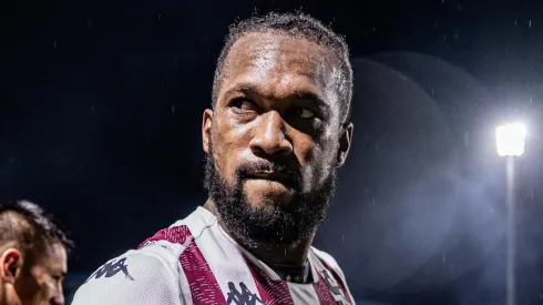 Kendall Waston no se quedó callado.