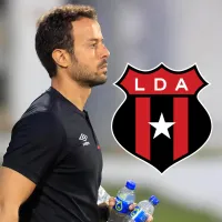 Tras confirmar el despido de Javier Santamaría, Alajuelense prepara a un ídolo para reemplazarlo