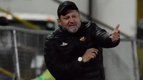 La limpieza del campeón: Jafet Soto sacude a Herediano con dos nuevas bajas tras la salida de John Jairo Ruiz