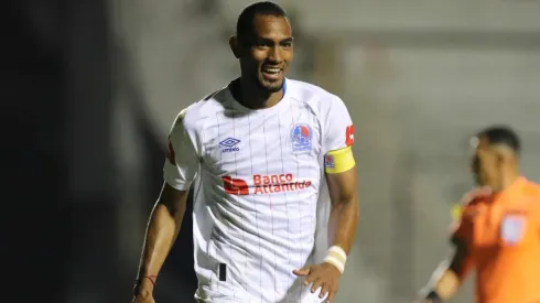 Jerry Bengtson ya decidió su futuro.