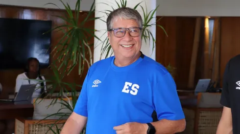 “Llegó la hora”: El Bolillo Gómez deja frases contundentes antes del partido de El Salvador vs Anguila