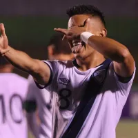 Oscar Santis sorprende al responder a las críticas recibidas tras su triplete en el triunfo de Guatemala