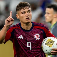 Manfred Ugalde tuvo una noche histórica al igualar varios jugadores históricos